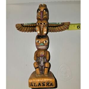 Vintage Alaska Totem Pole Hand Painted Resin‎ Sculpture Souvenir Figurine
